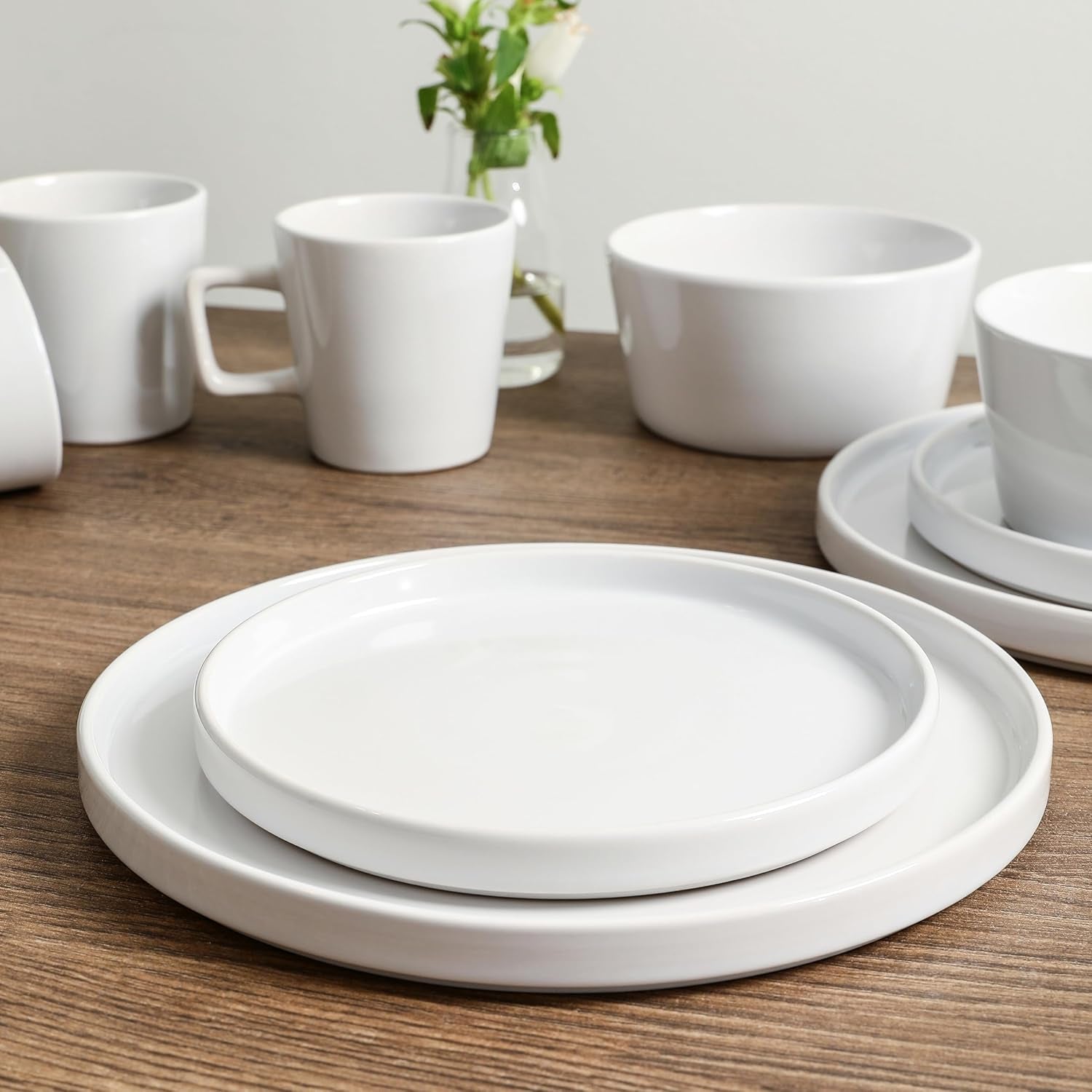 Celina Modern Stoneware 16-Piece Dinnerware Set, Plates and Bowls Set, White Glossy, Dish Set Service for 4