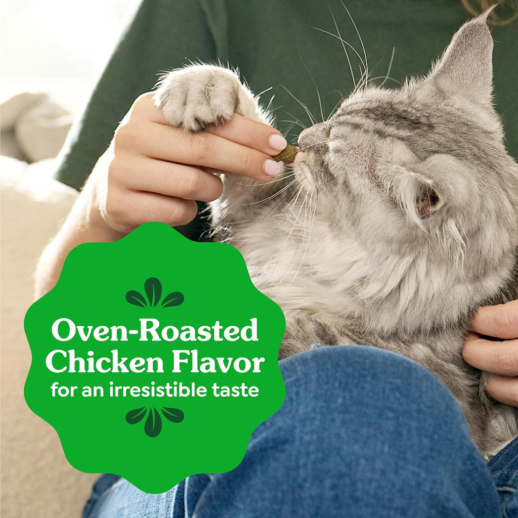 Greenies Cat Treats, Feline Veterinarian-Recommended Adult Natural Dental Cat Treats, Oven Roasted Chicken Flavor, 9.75 Oz. Tub