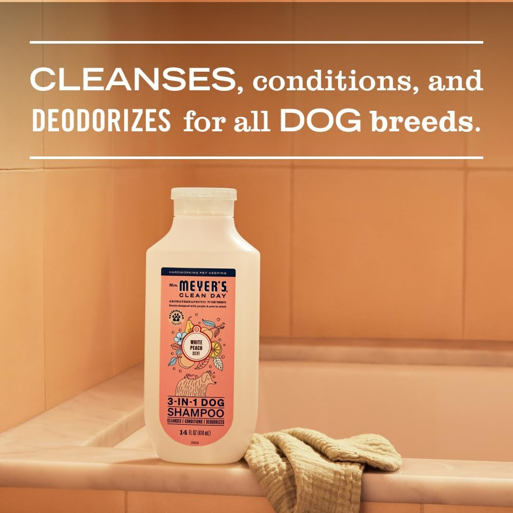 MRS. MEYER'S Clean Day 3 in 1 Dog Shampoo, White Peach Scent, 14Oz
