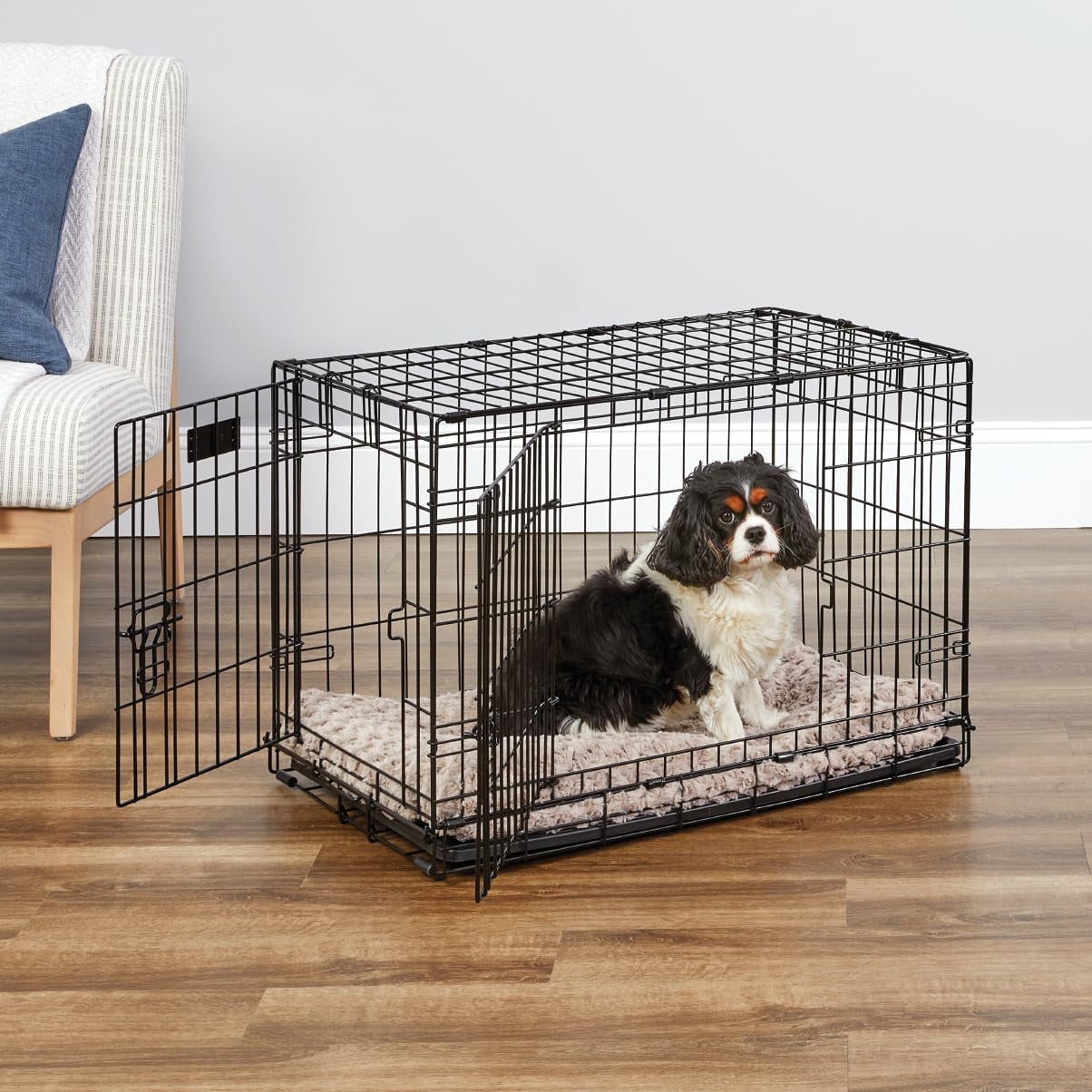 30-Inch Icrate for Medium Breeds, 21-40 Lbs, Single Door Folding Dog Crate with Divider Panel, Leak-Proof Tray & Secure Latch, Portable, Durable & Easy to Assemble