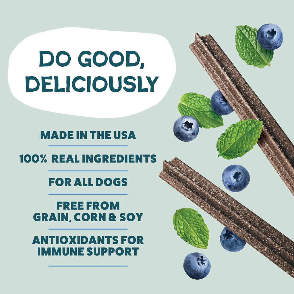 Blueberry & Mint Dental Chews for Dogs, 8 Chews - Natural Dog Teeth Cleaning Treats with Fresh Breath Benefits | Grain-Free Dental Sticks for Small, Medium & Large Dogs