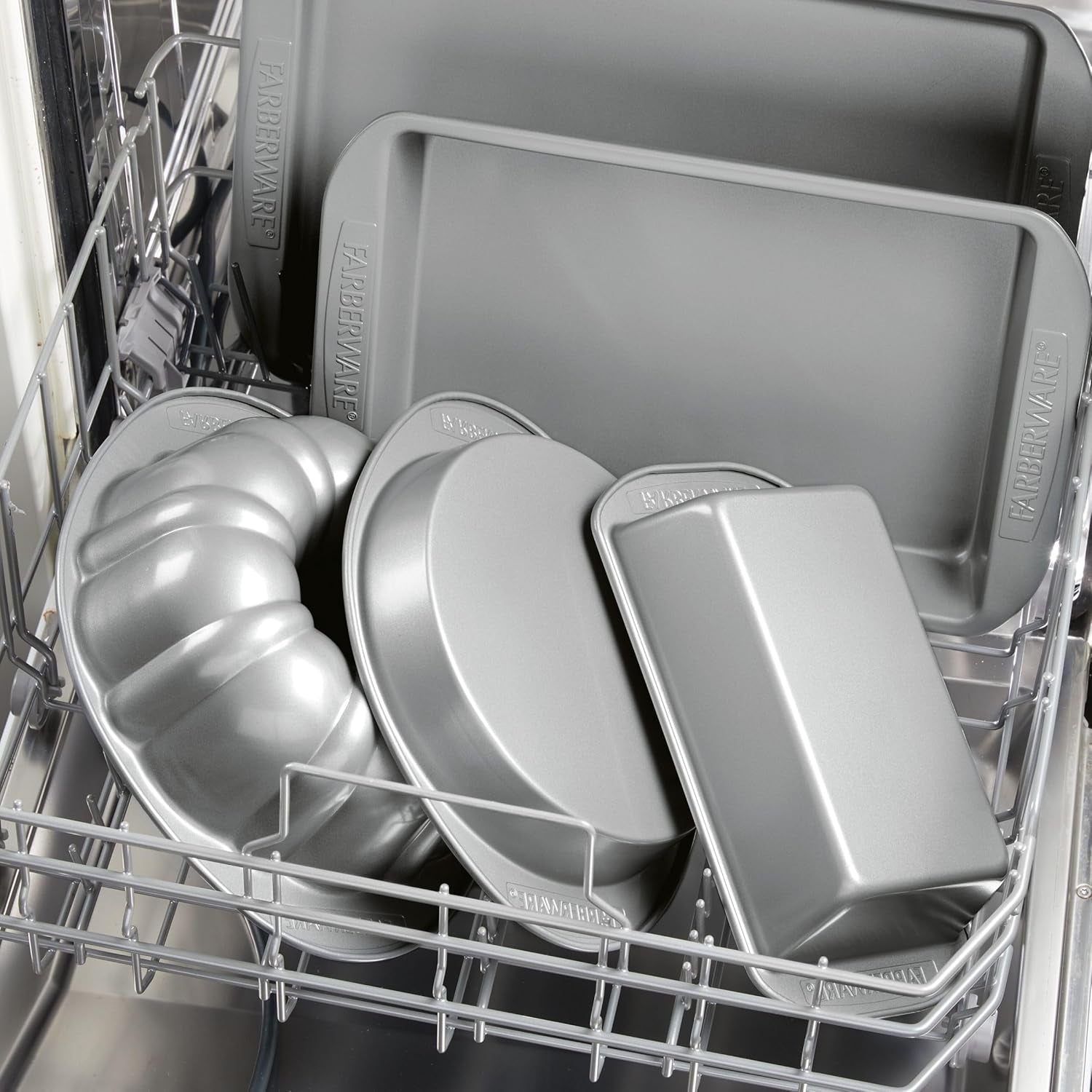 Nonstick Bakeware 9-Inch Square Cake Pan, Gray